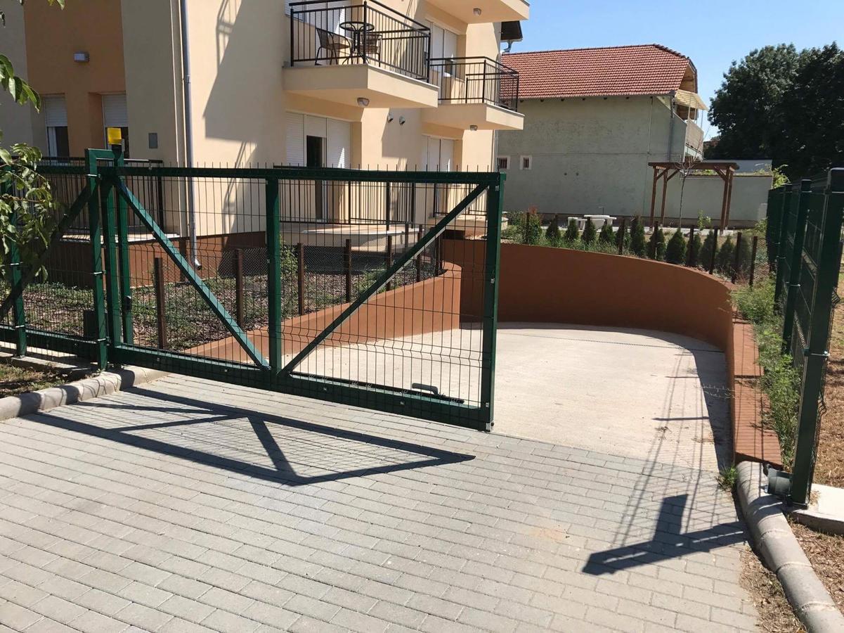 Tommy Apartman 2.0 Hajduszoboszlo Exterior foto