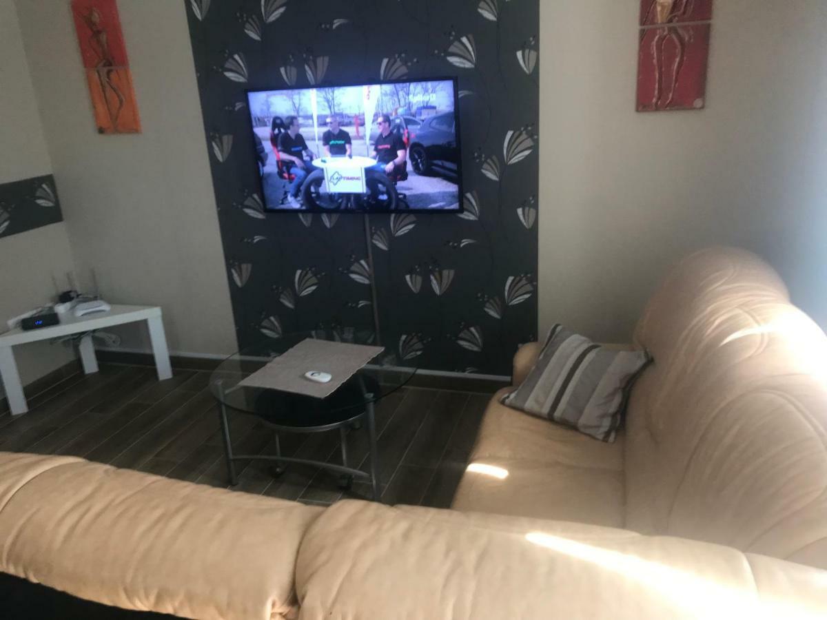 Tommy Apartman 2.0 Hajduszoboszlo Exterior foto